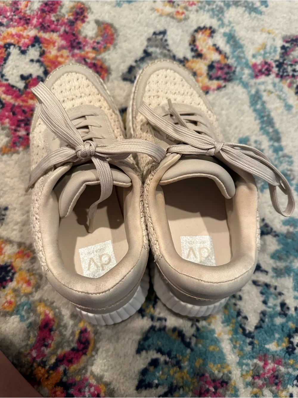 Dolce Vita lightweight woven